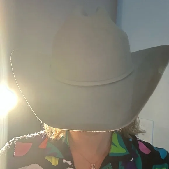 Men's Classic Tan Cowboy Hat - Picture 11 of 11